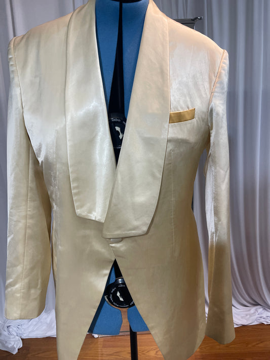 (Men) Ivory Blazer With Gold Hue