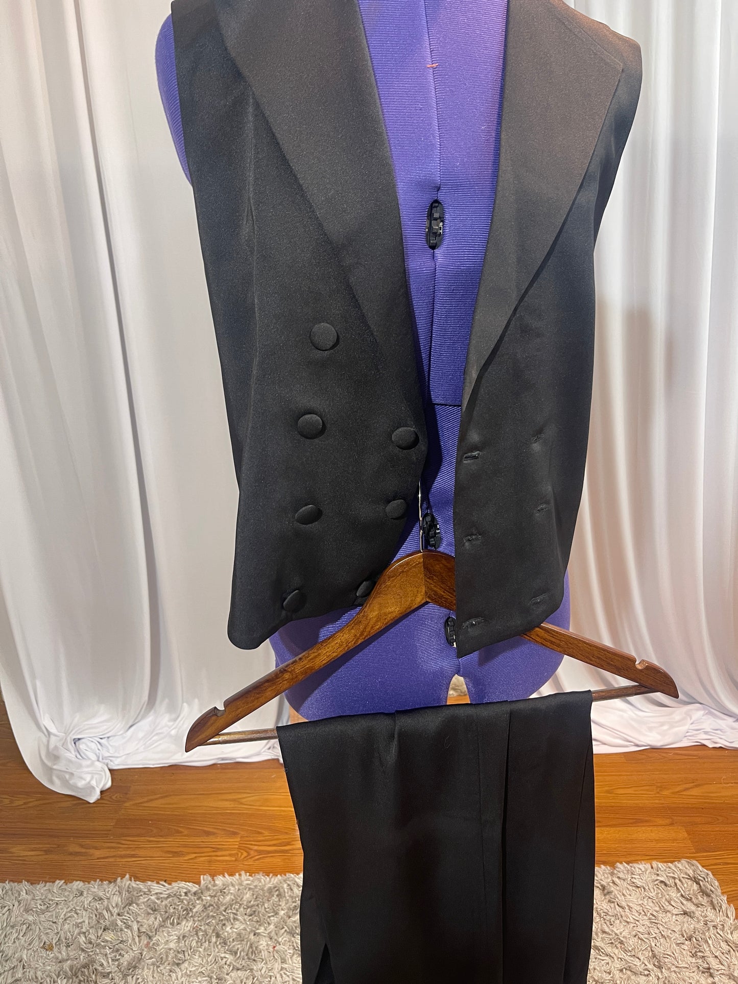 (Women) Black Suit