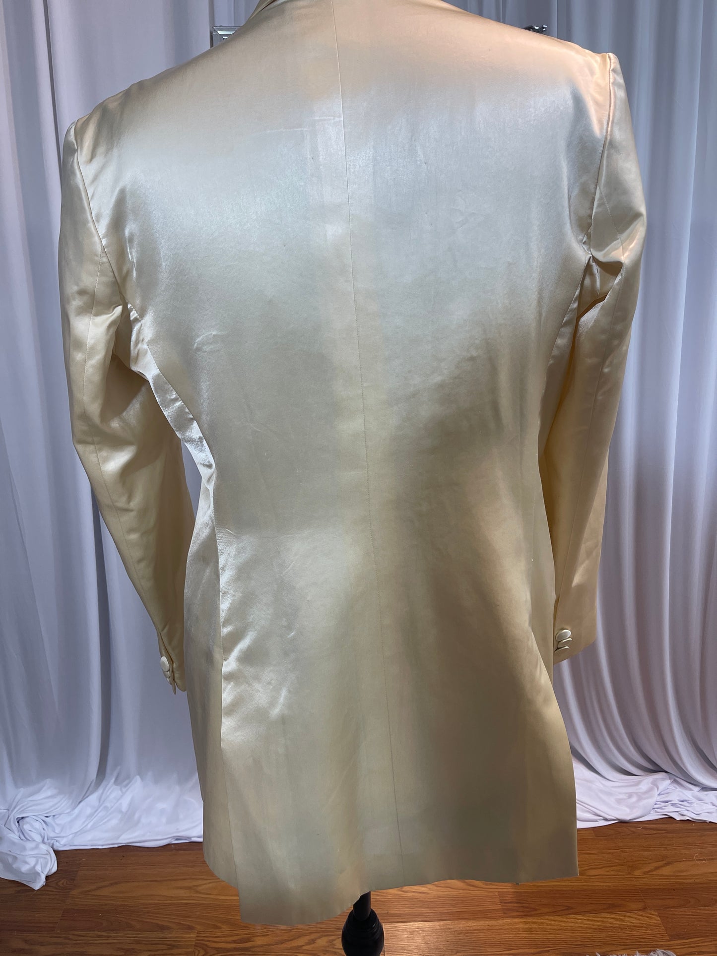 (Men) Ivory Blazer With Gold Hue